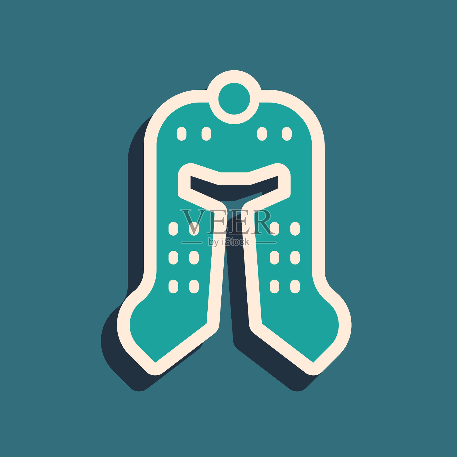 绿色中世纪铁头盔的头部保护图标隔离在绿色背景。长长的阴影风格。向量插画图片素材