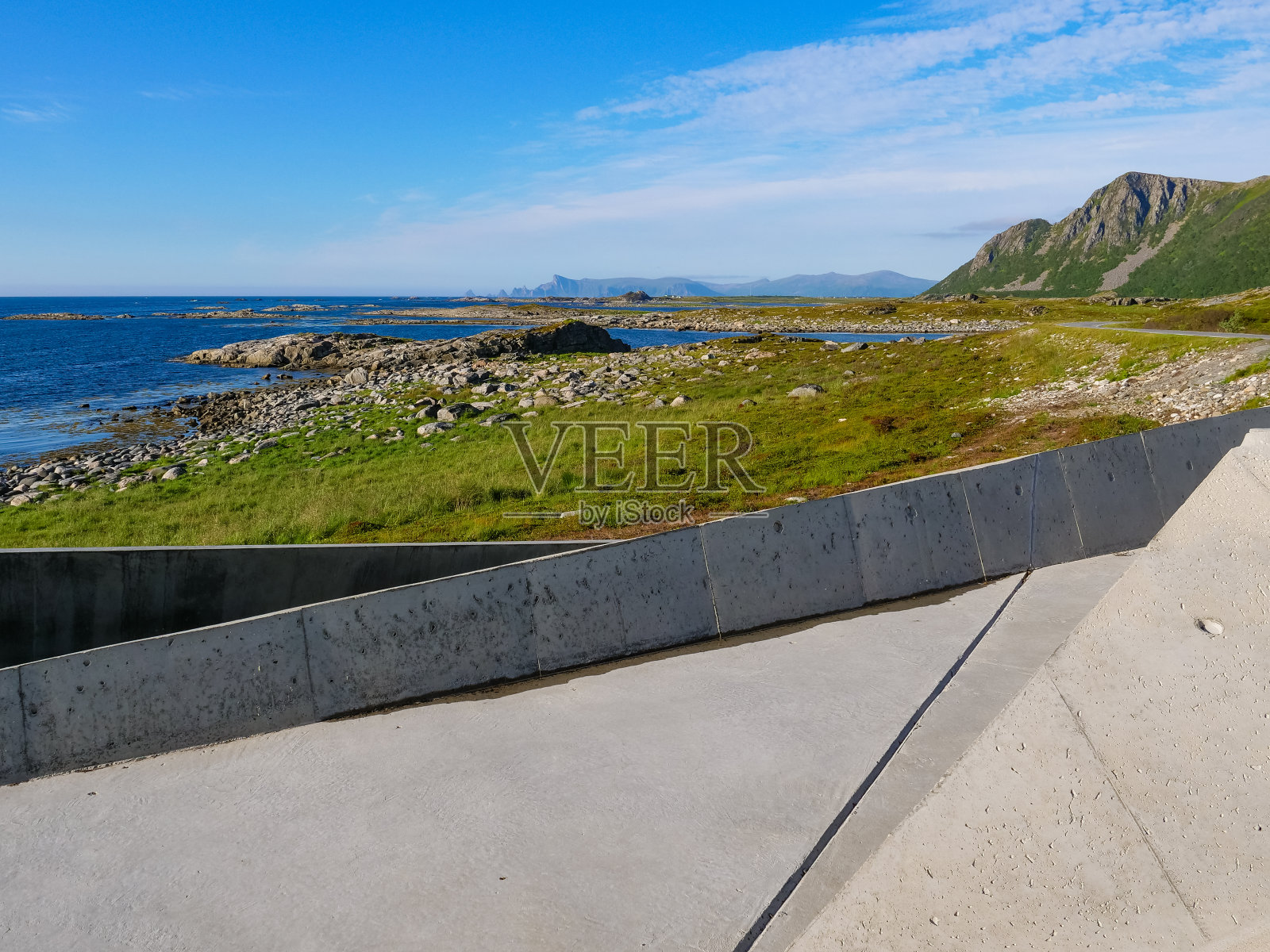 Bukkekjerka中转站，挪威安多亚岛照片摄影图片