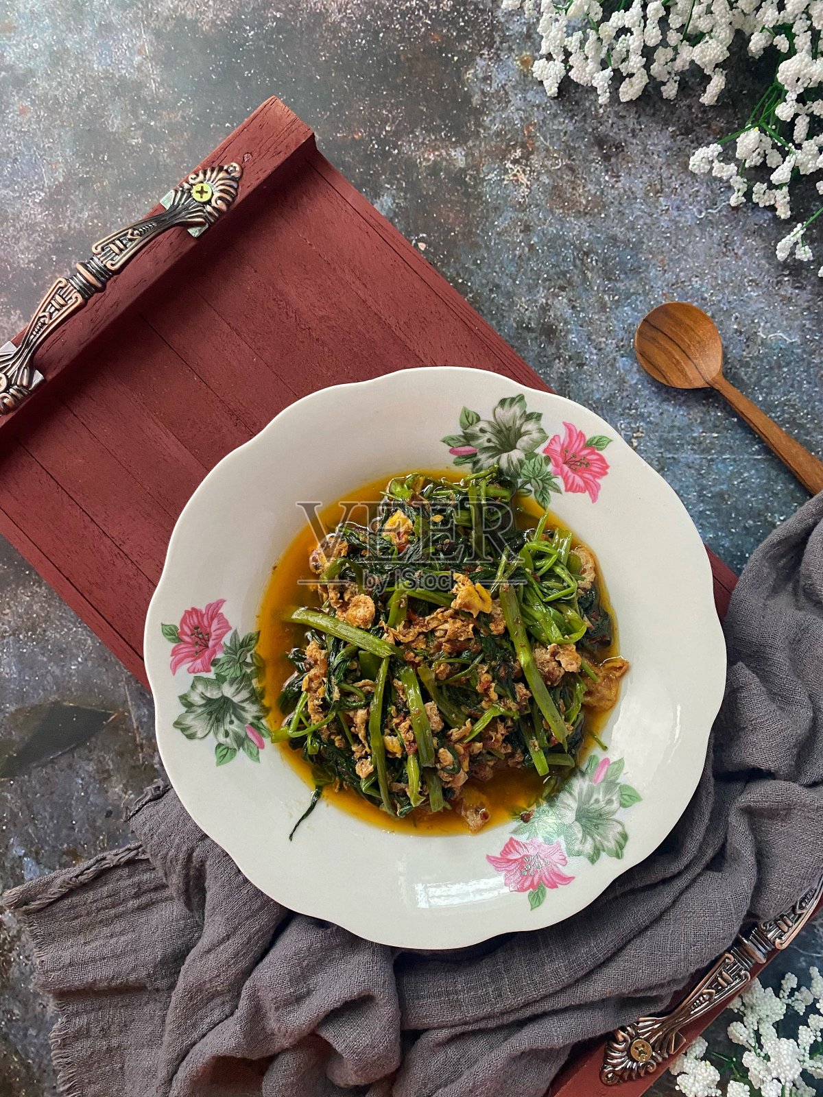 炸羽衣甘蓝照片摄影图片