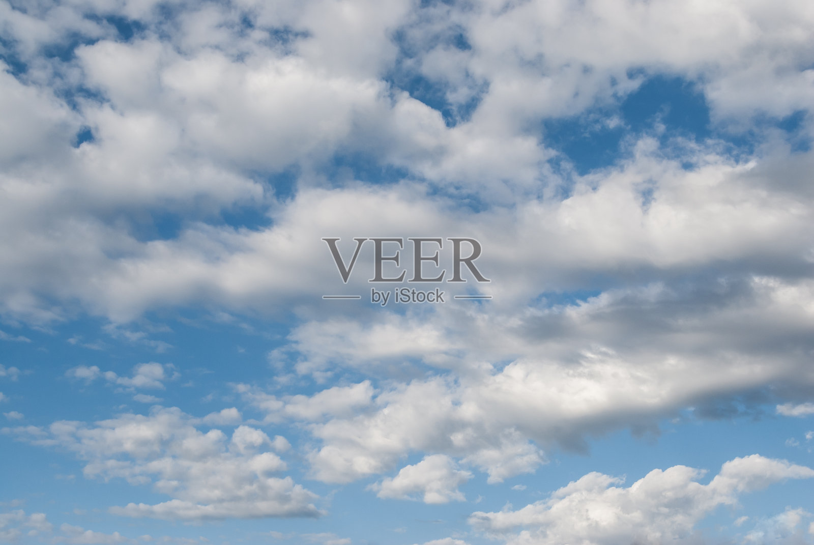 蓝天中的积云照片摄影图片