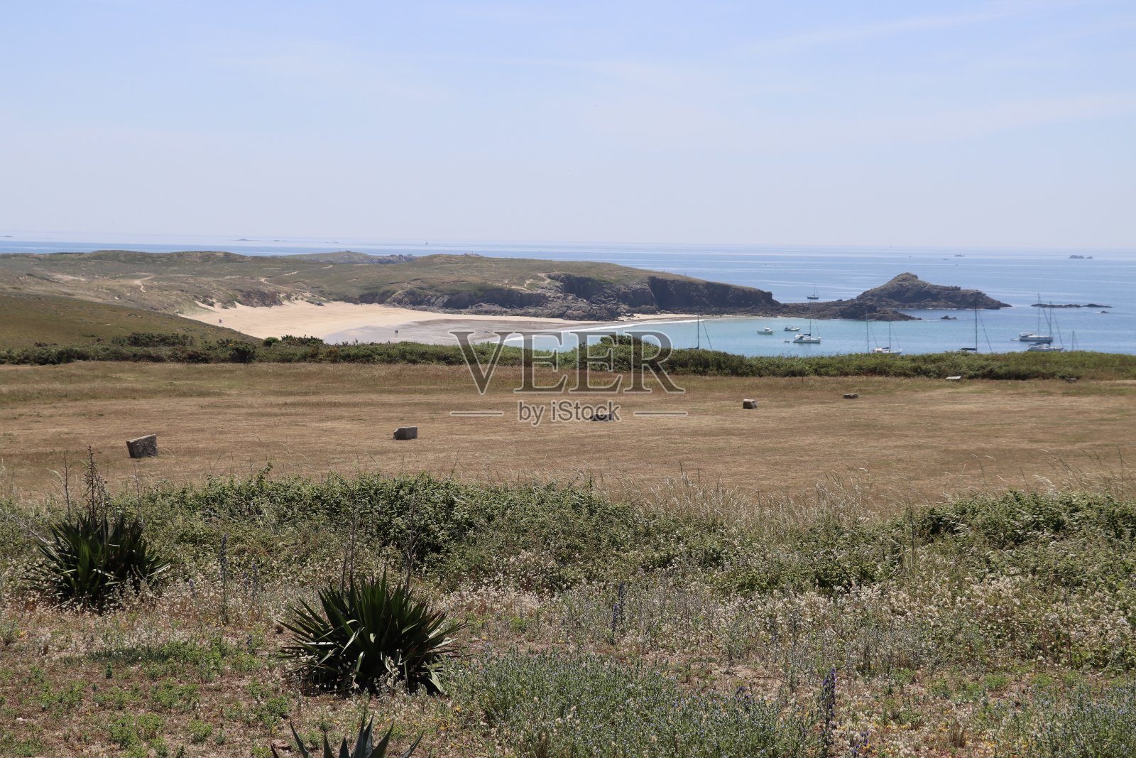 Houat的岩石、海滩和海洋照片摄影图片