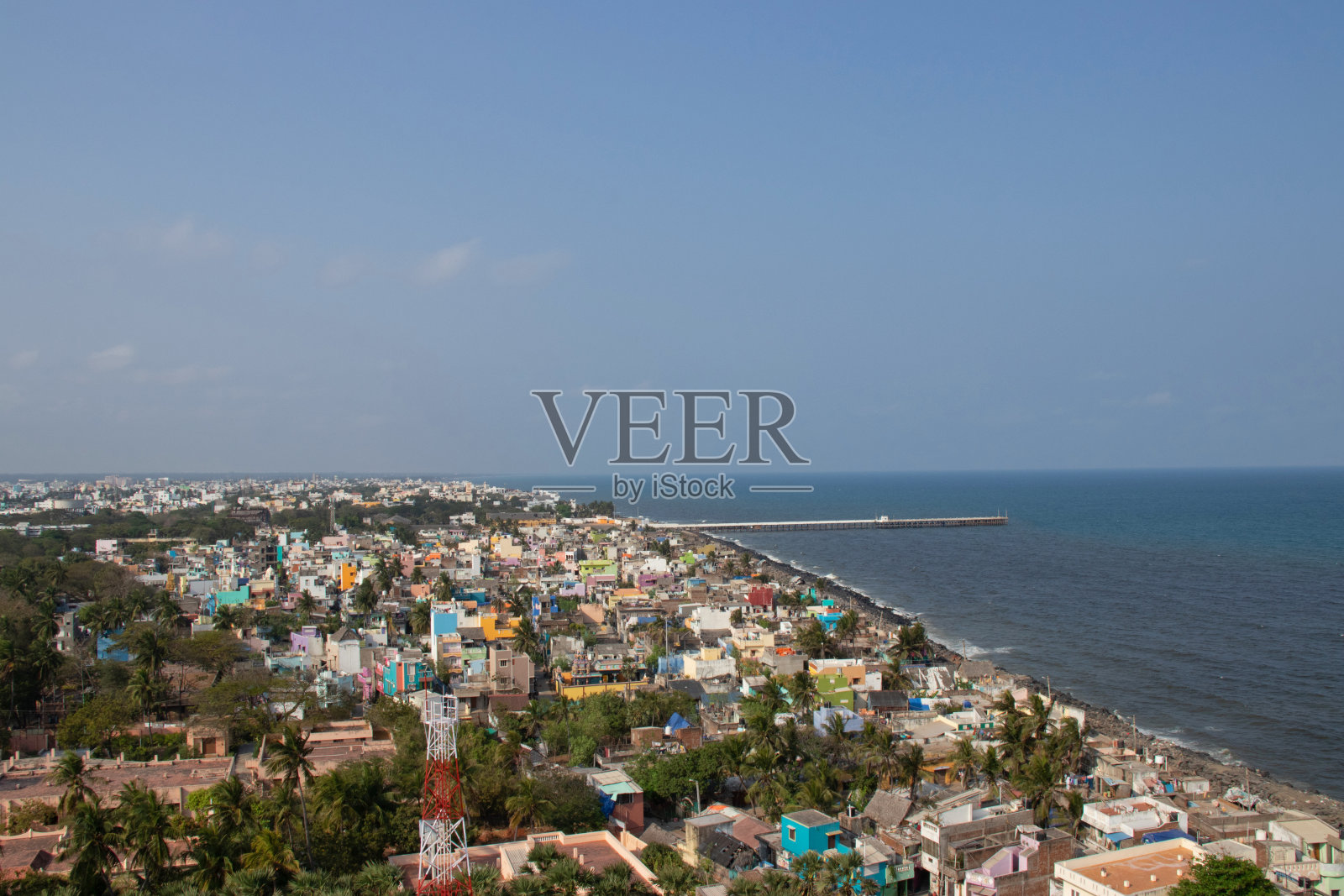 印度本地治里的旧灯塔照片摄影图片