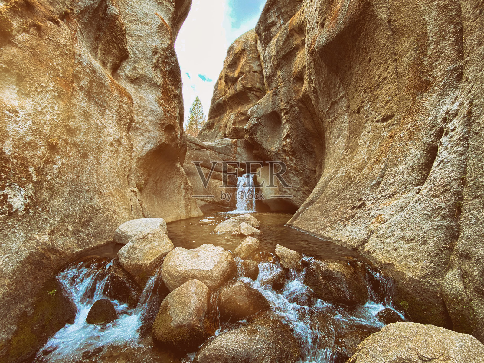 位于加州东部的塞拉山脉风景优美照片摄影图片