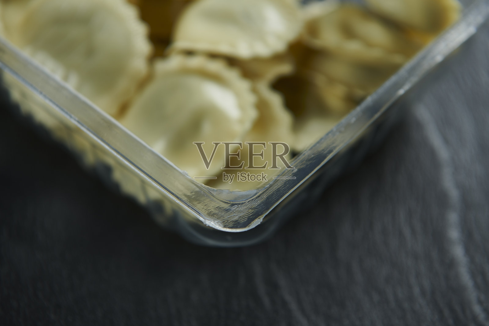 为快餐准备的意大利面照片摄影图片