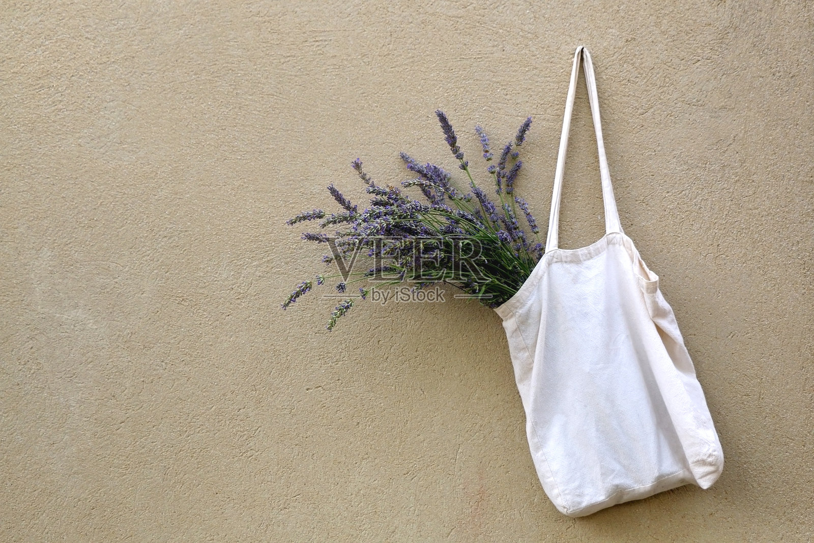 薰衣草花手提袋照片摄影图片