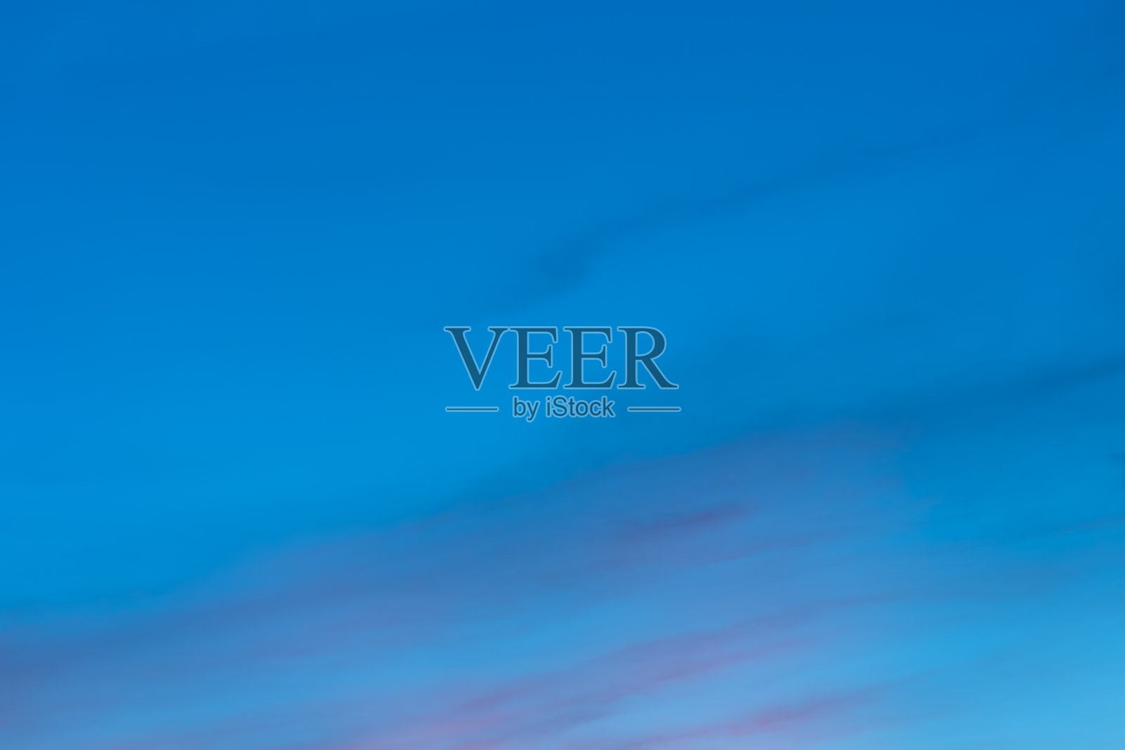 美丽的天空在黄昏时间在黄昏时间。插画图片素材