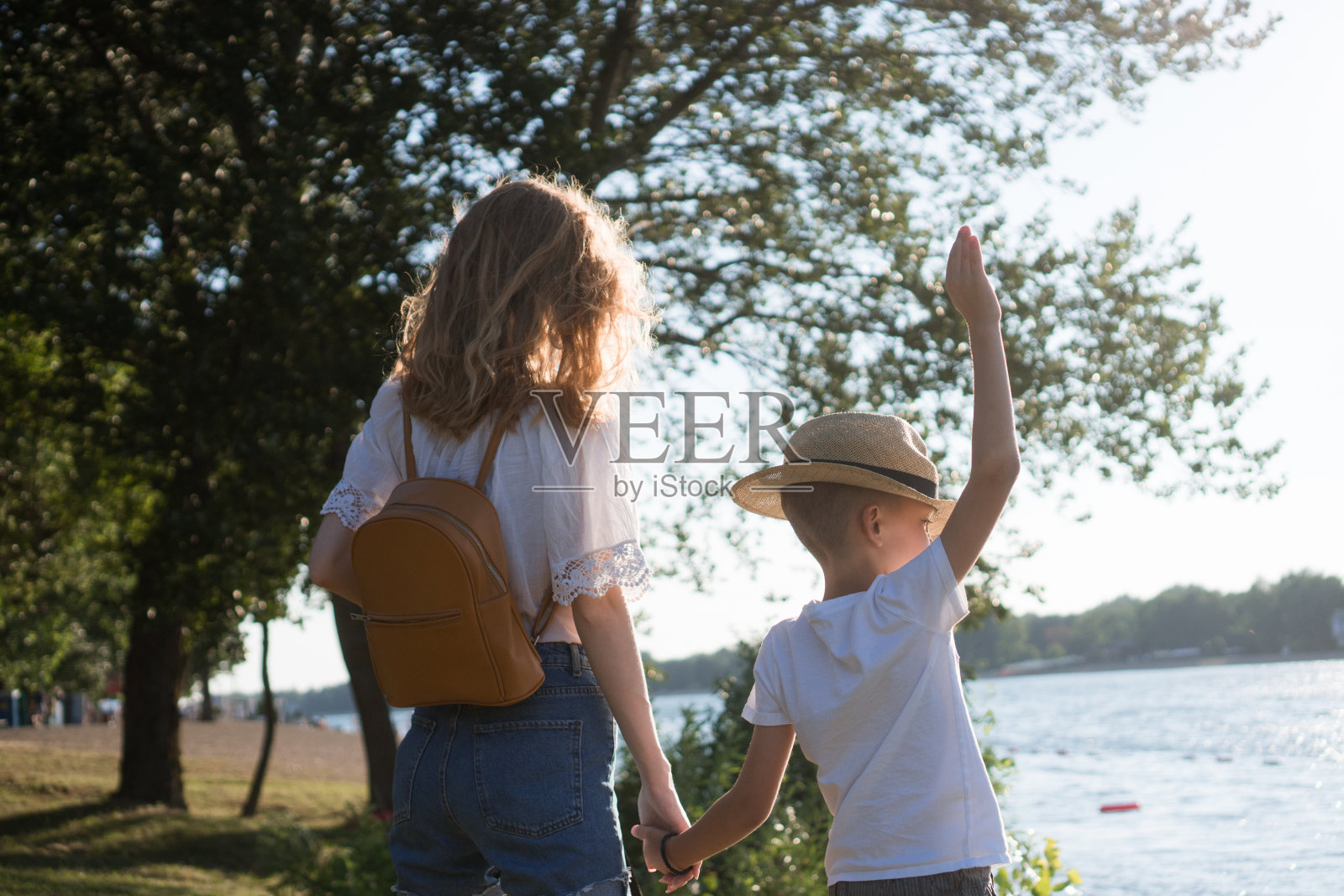 海边的夏日照片摄影图片