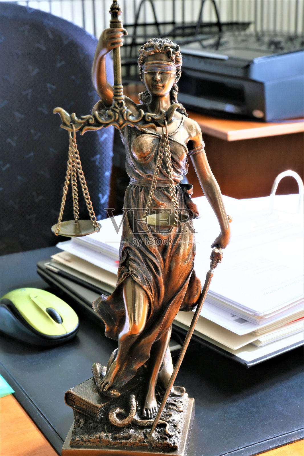 雕像的正义照片摄影图片