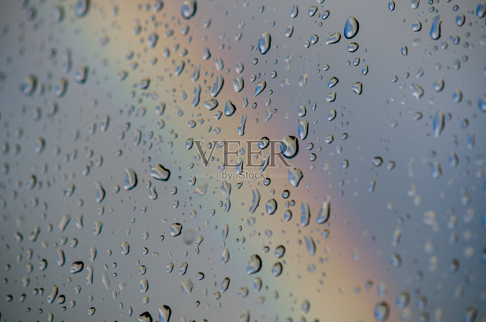 彩虹和雨滴照片摄影图片