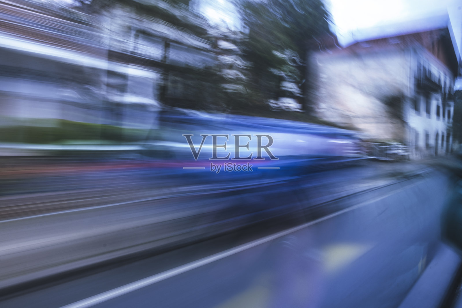 抽象的运动模糊了城市的视野照片摄影图片