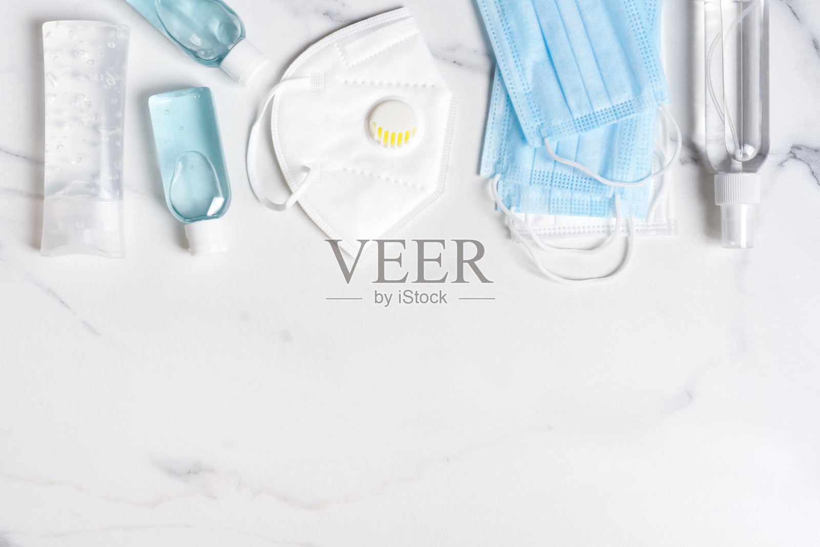 个人卫生用品，手部杀菌喷雾，抗菌皂，面膜照片摄影图片