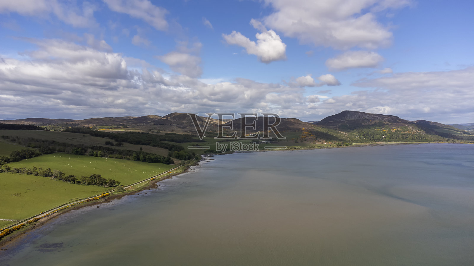 英国苏格兰高地的舰队湖鸟瞰图照片摄影图片