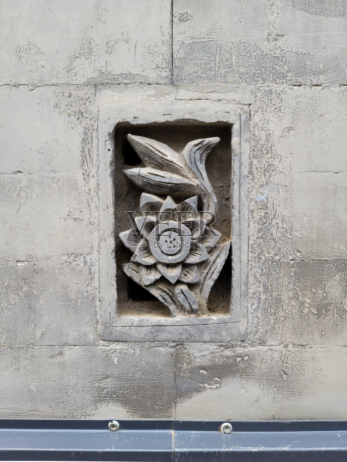 花岗岩上雕刻的中国传统图案照片摄影图片