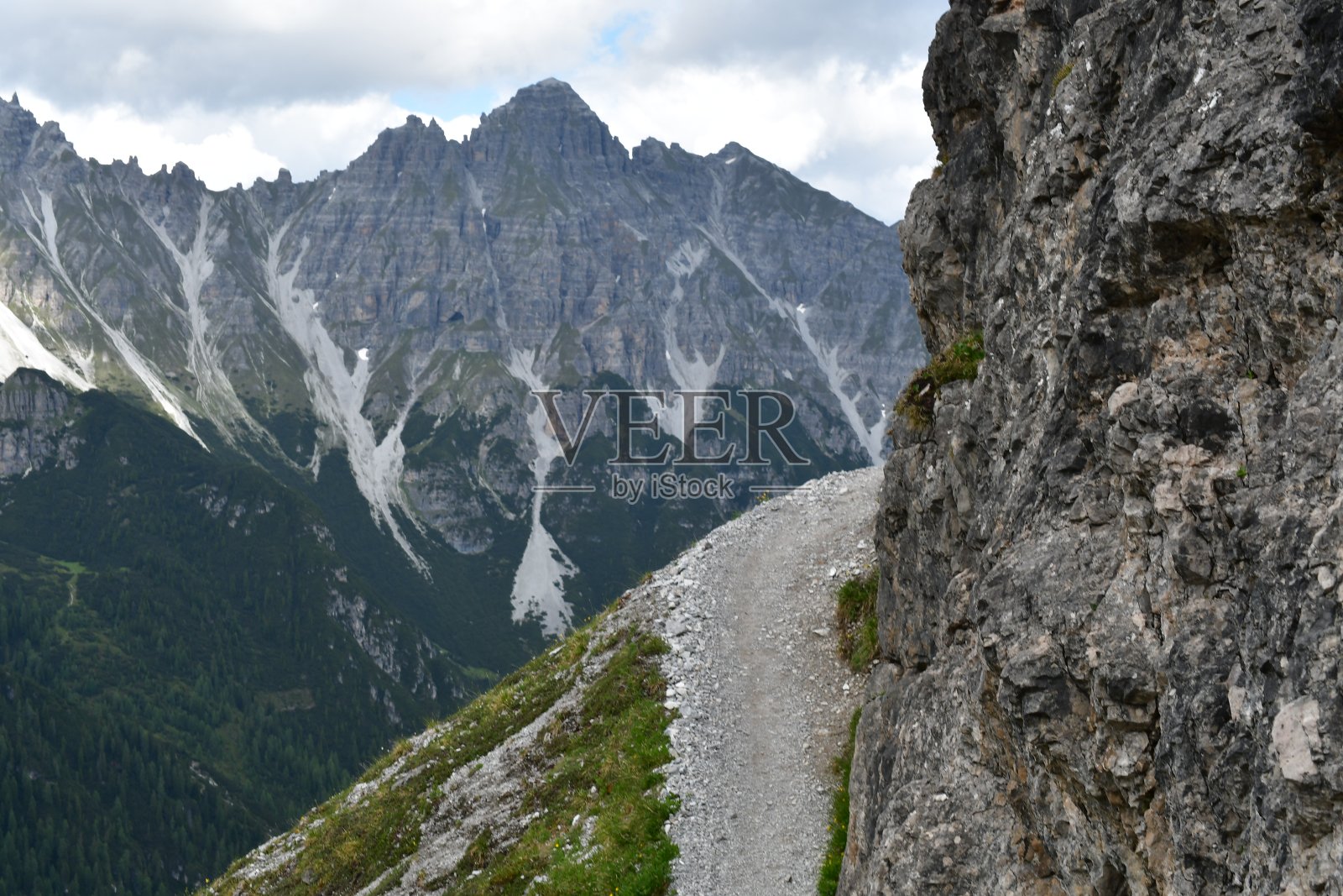 斯图拜山谷景色优美照片摄影图片
