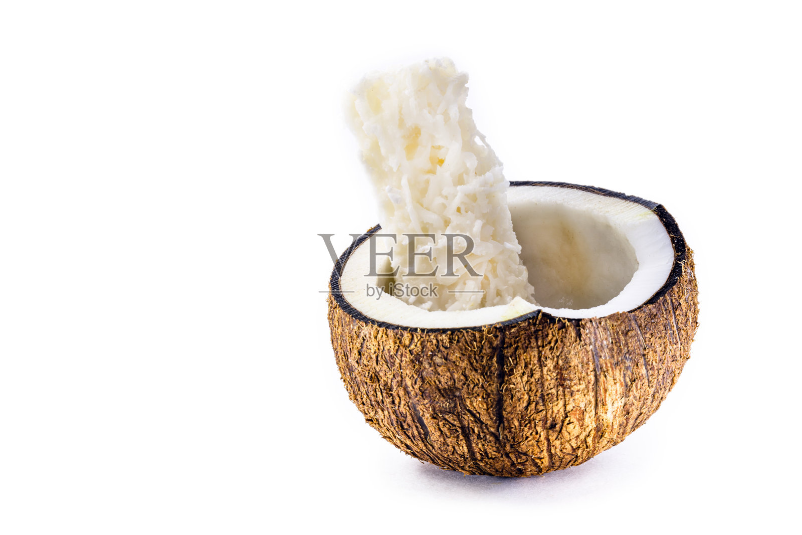 来自巴西的磨碎的椰子糖，叫做“科卡达”，是巴西六月节日的典型甜点照片摄影图片