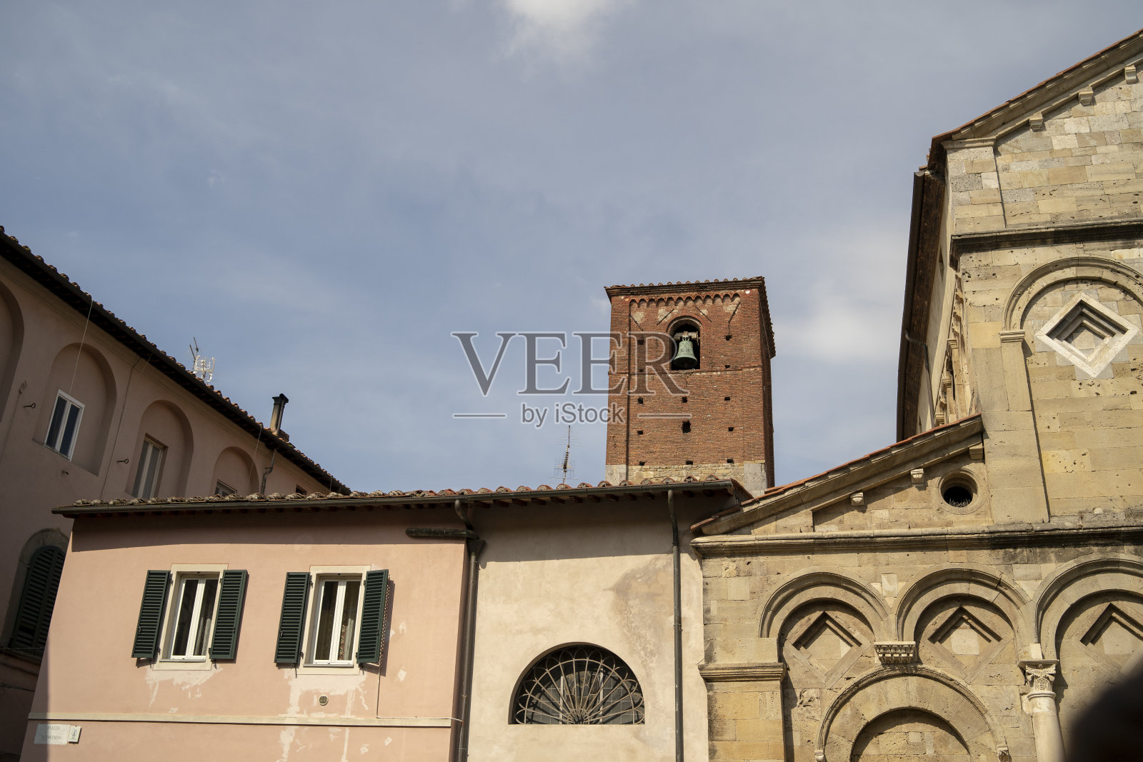 意大利一个古老城市的街道照片摄影图片