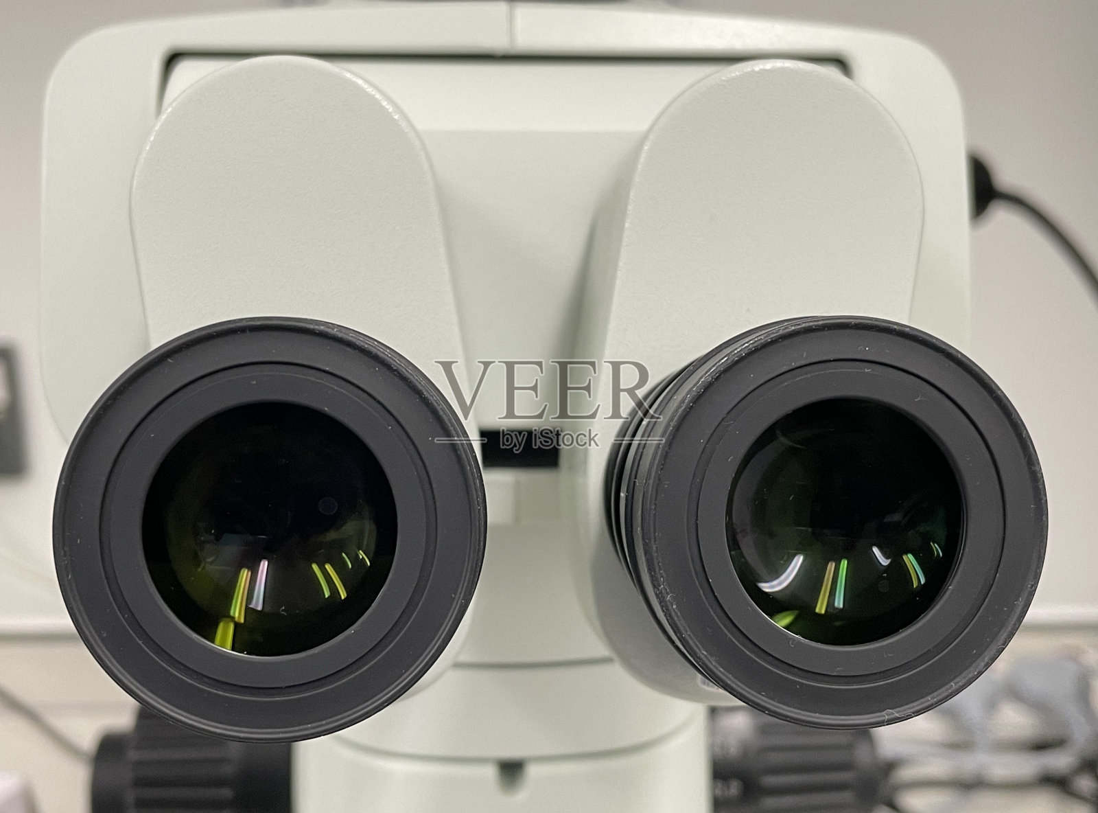 显微镜的目镜照片摄影图片