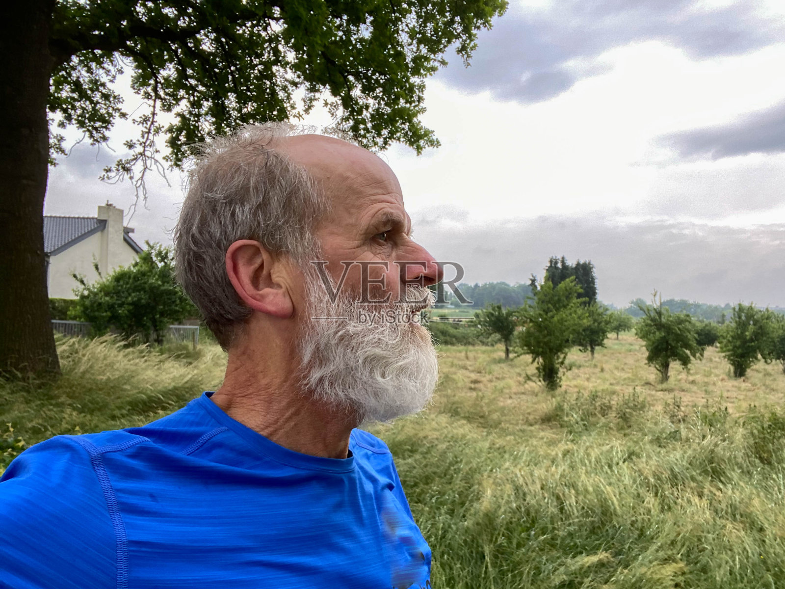 高级官员在逃照片摄影图片