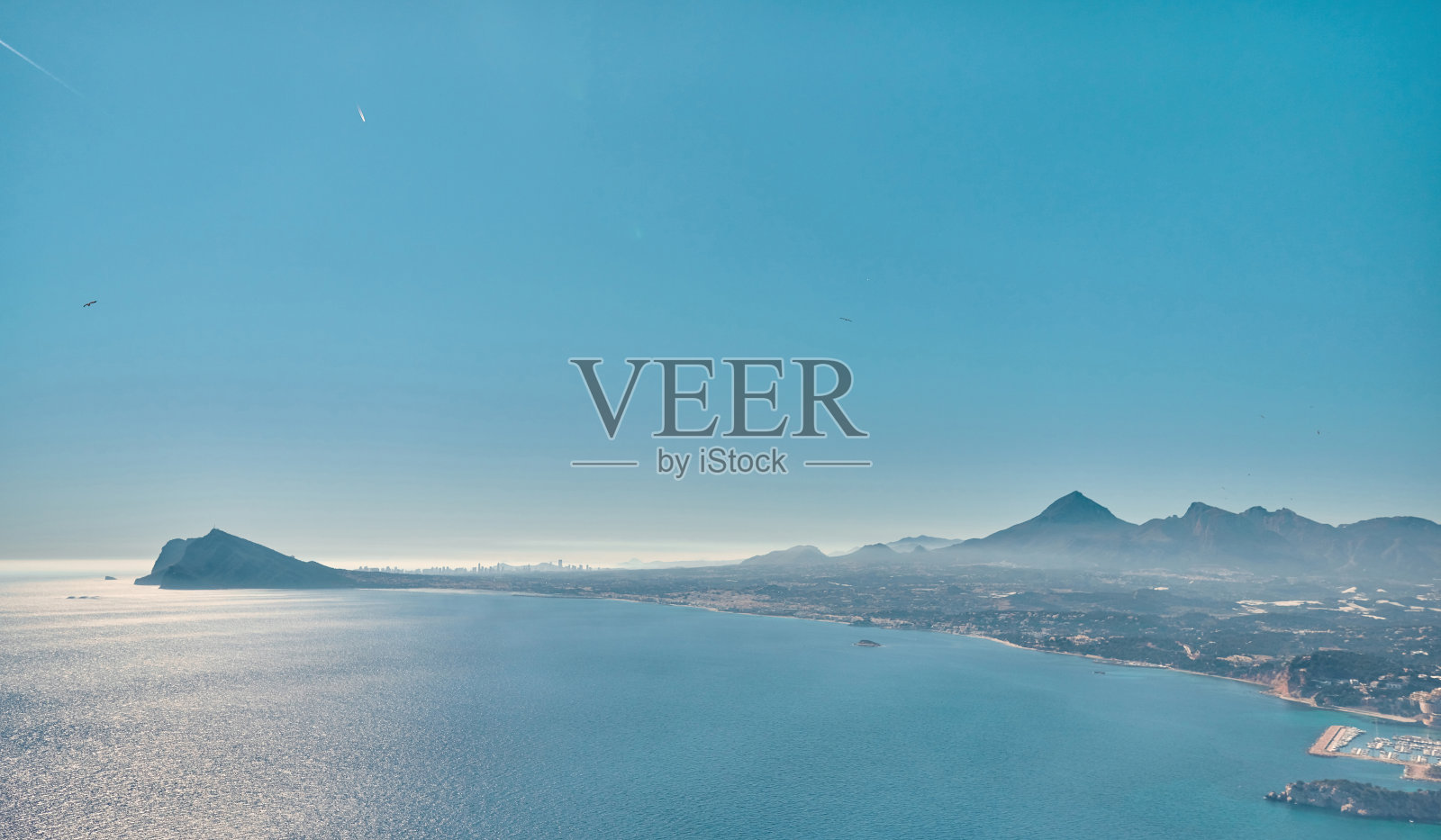 快乐的游客照片摄影图片