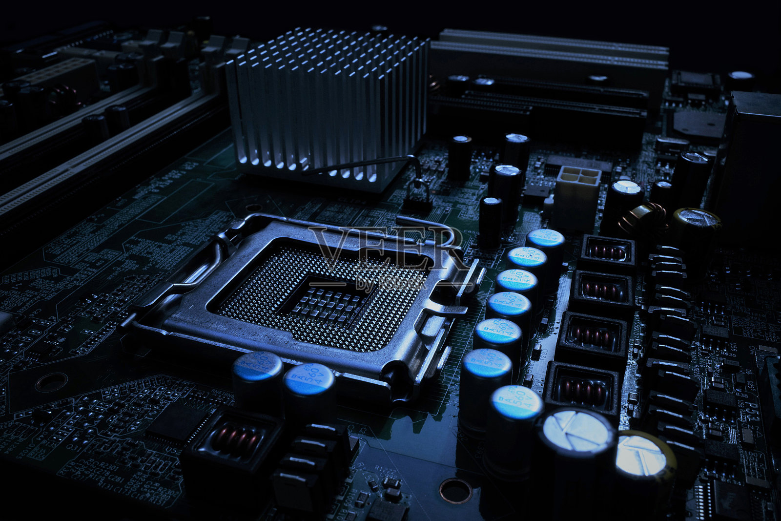 电路板和电子元件的特写。照片摄影图片