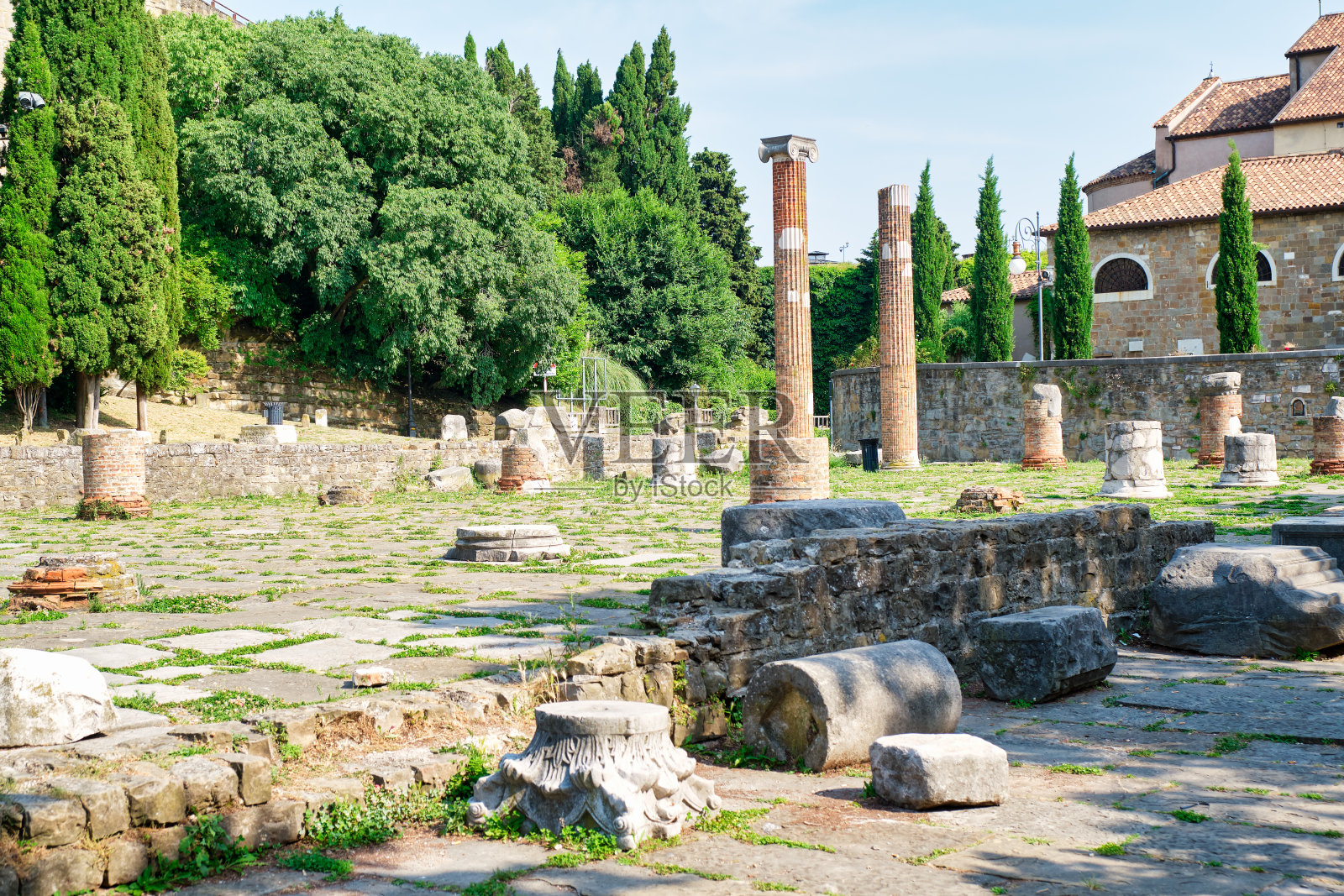 古罗马遗址，里雅斯特。彩色图像照片摄影图片