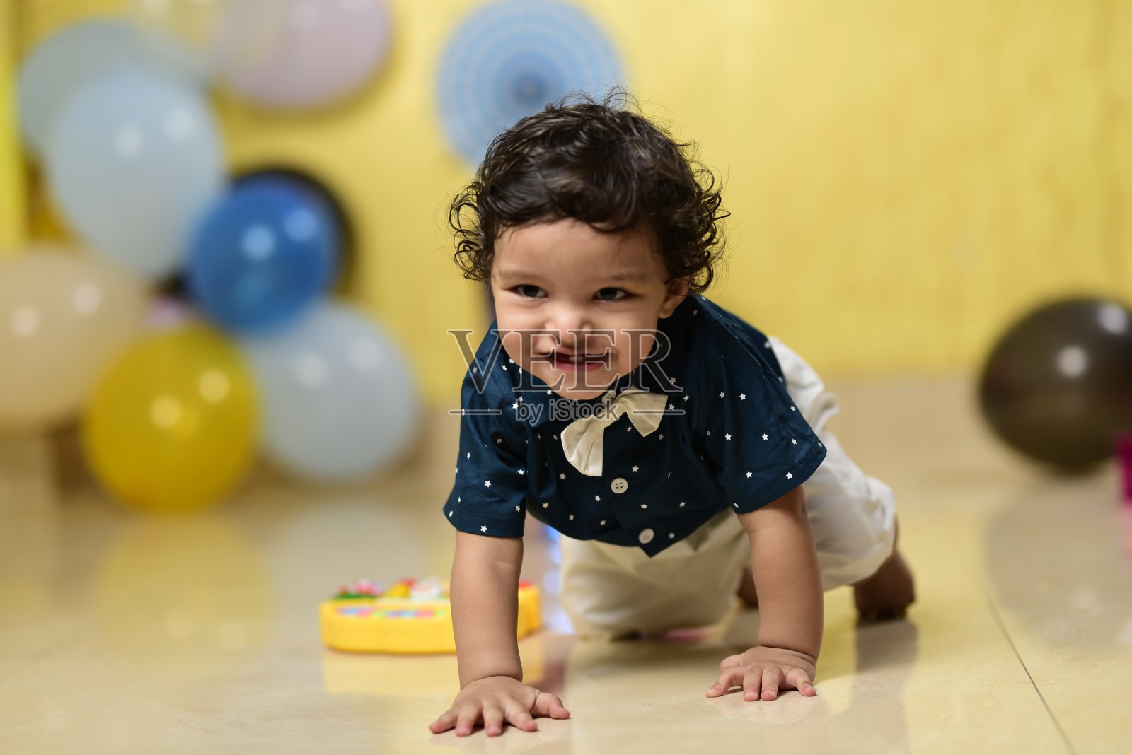 孩子们的生日派对照片摄影图片