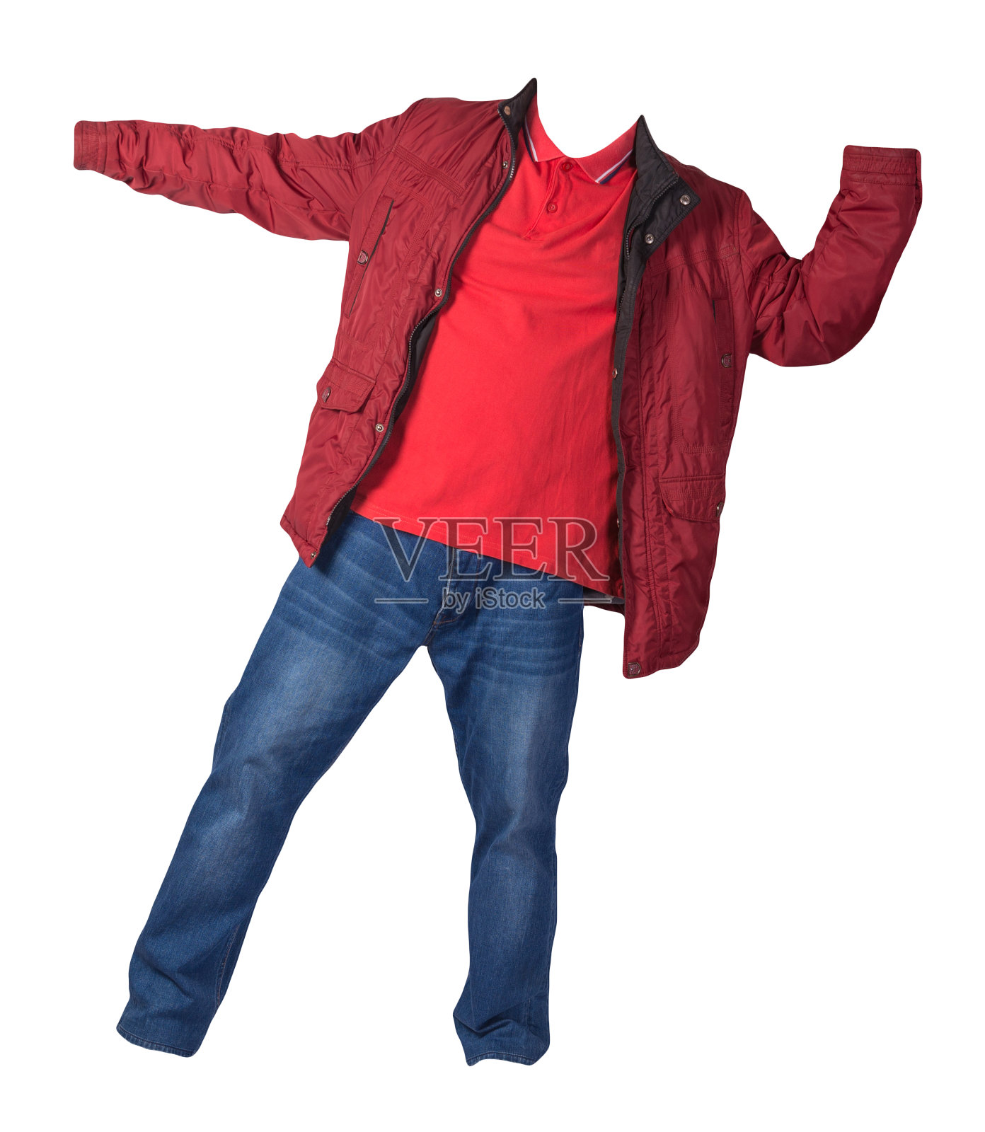 夹克，衬衫和蓝色牛仔裤被隔离在白色背景上。休闲时尚服装照片摄影图片