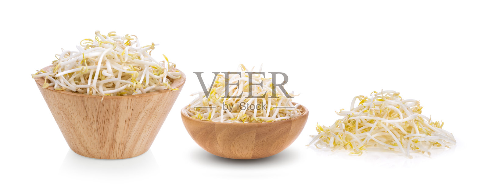 豆芽孤立在白色上照片摄影图片