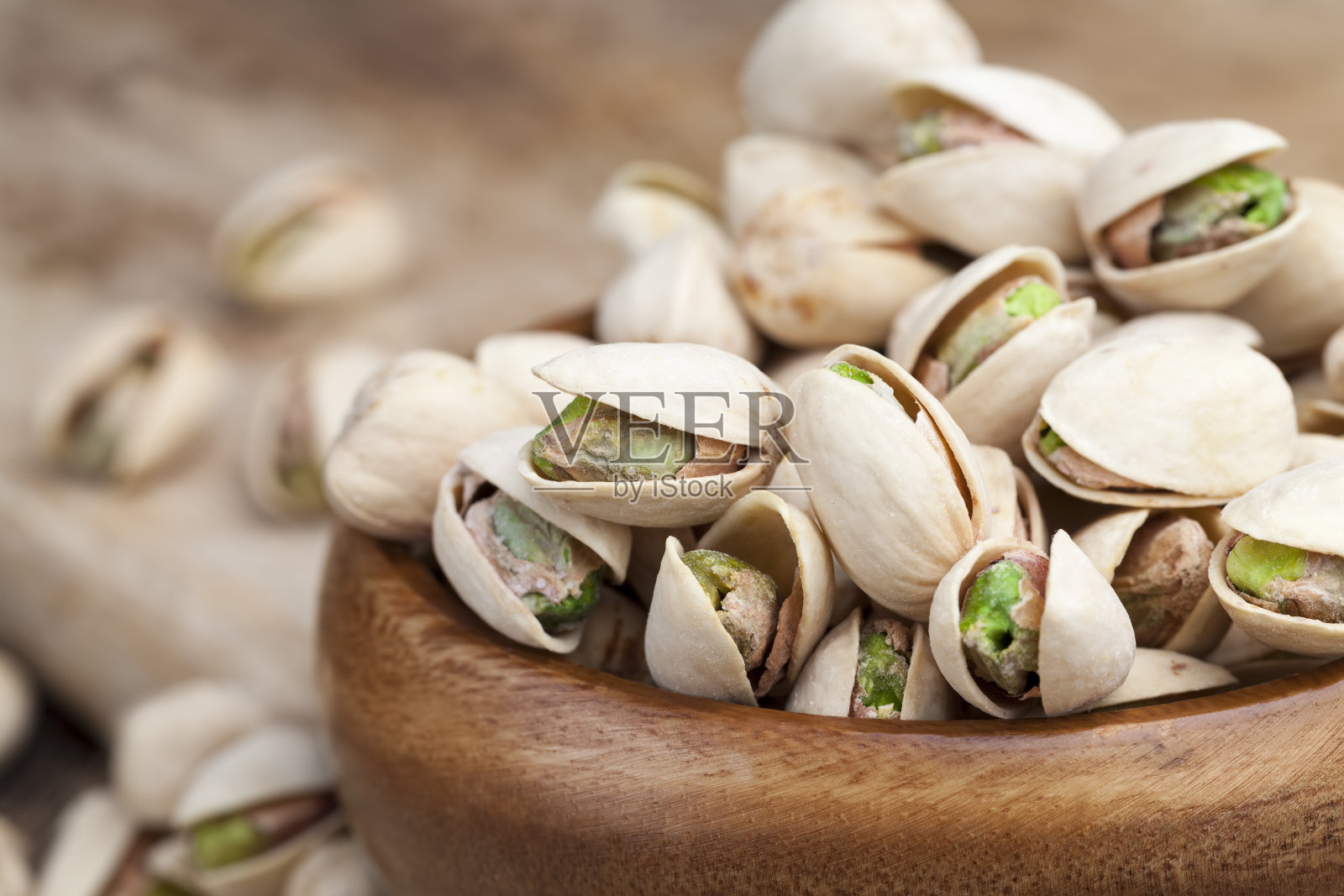 美味的自然干燥和盐渍开心果照片摄影图片