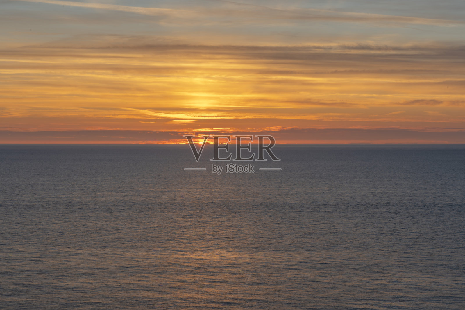 法国埃特尔塔:埃特尔塔海上的日落照片摄影图片