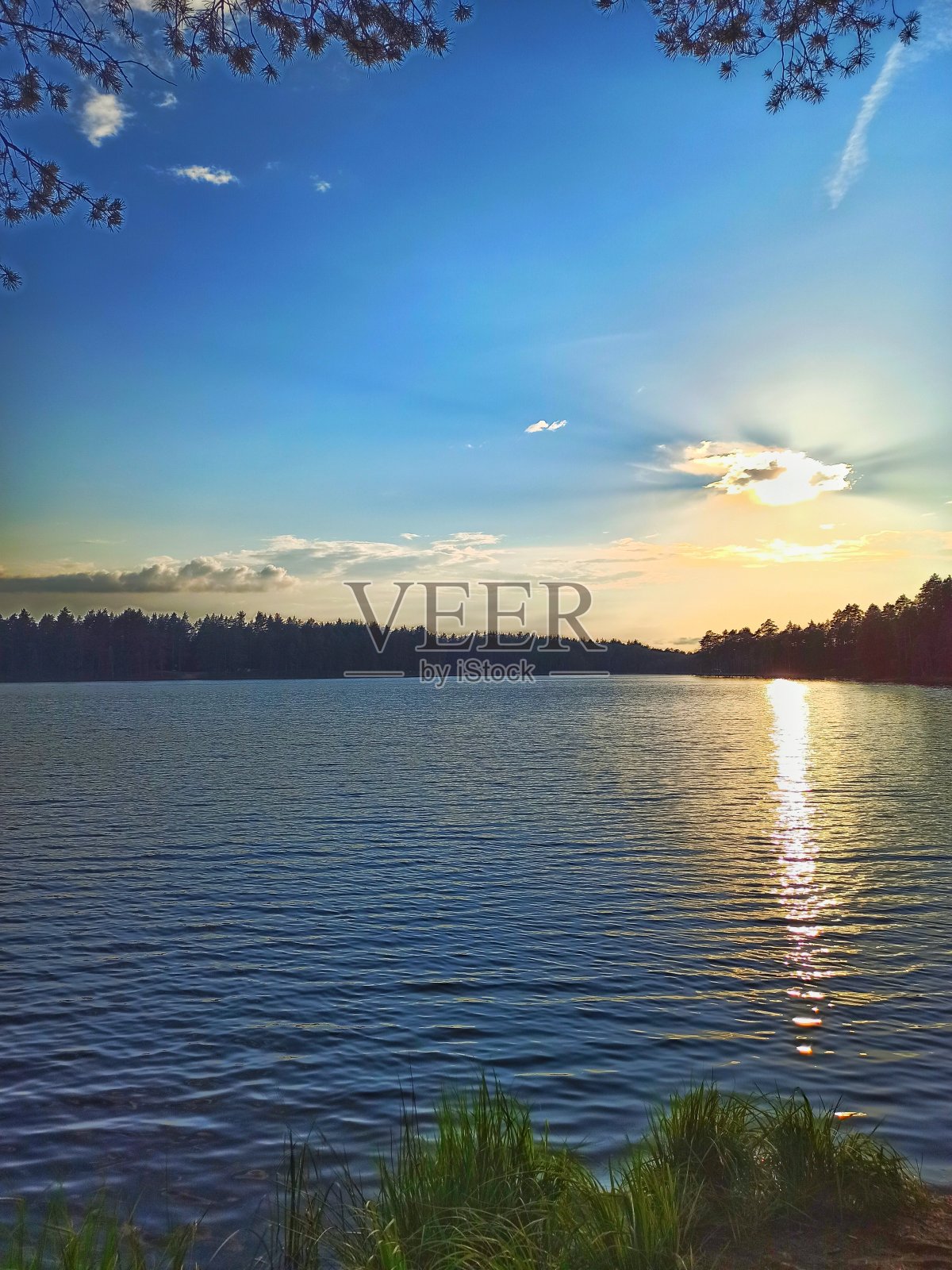 湖,阳光,休息。照片摄影图片