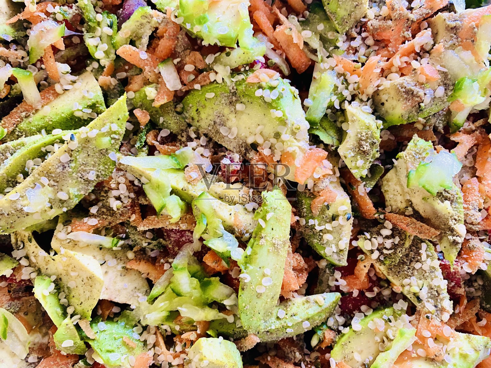 牛油果胡萝卜沙拉照片摄影图片