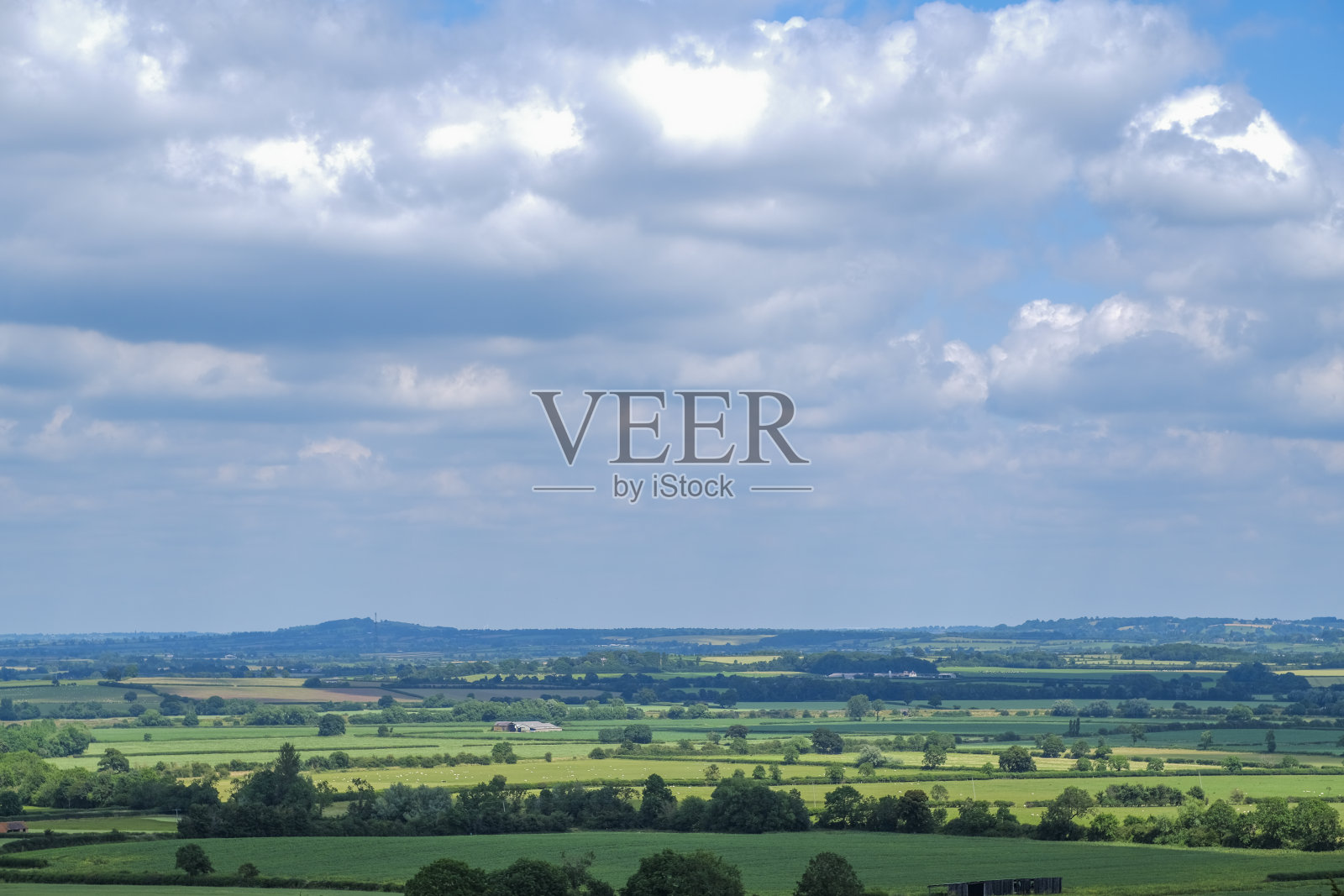 伯顿达塞特山俯瞰英国风景，英国中部的沃里克郡照片摄影图片