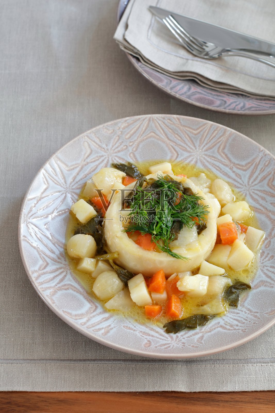 上美味的洋蓟菜照片摄影图片