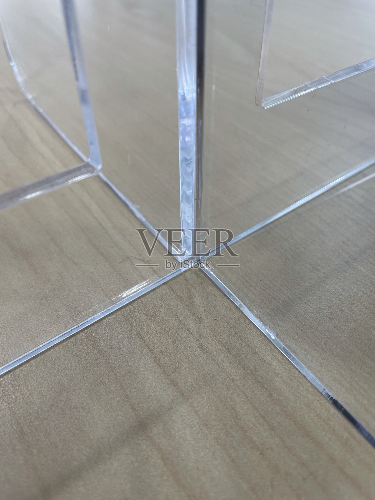 COVID-19丙烯酸桌面面板照片摄影图片