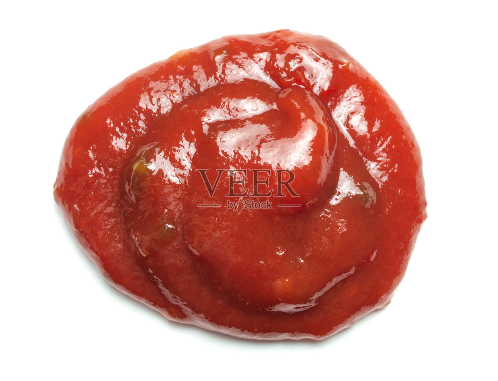 鲜红的蕃茄汁溅在白色的孤立照片摄影图片