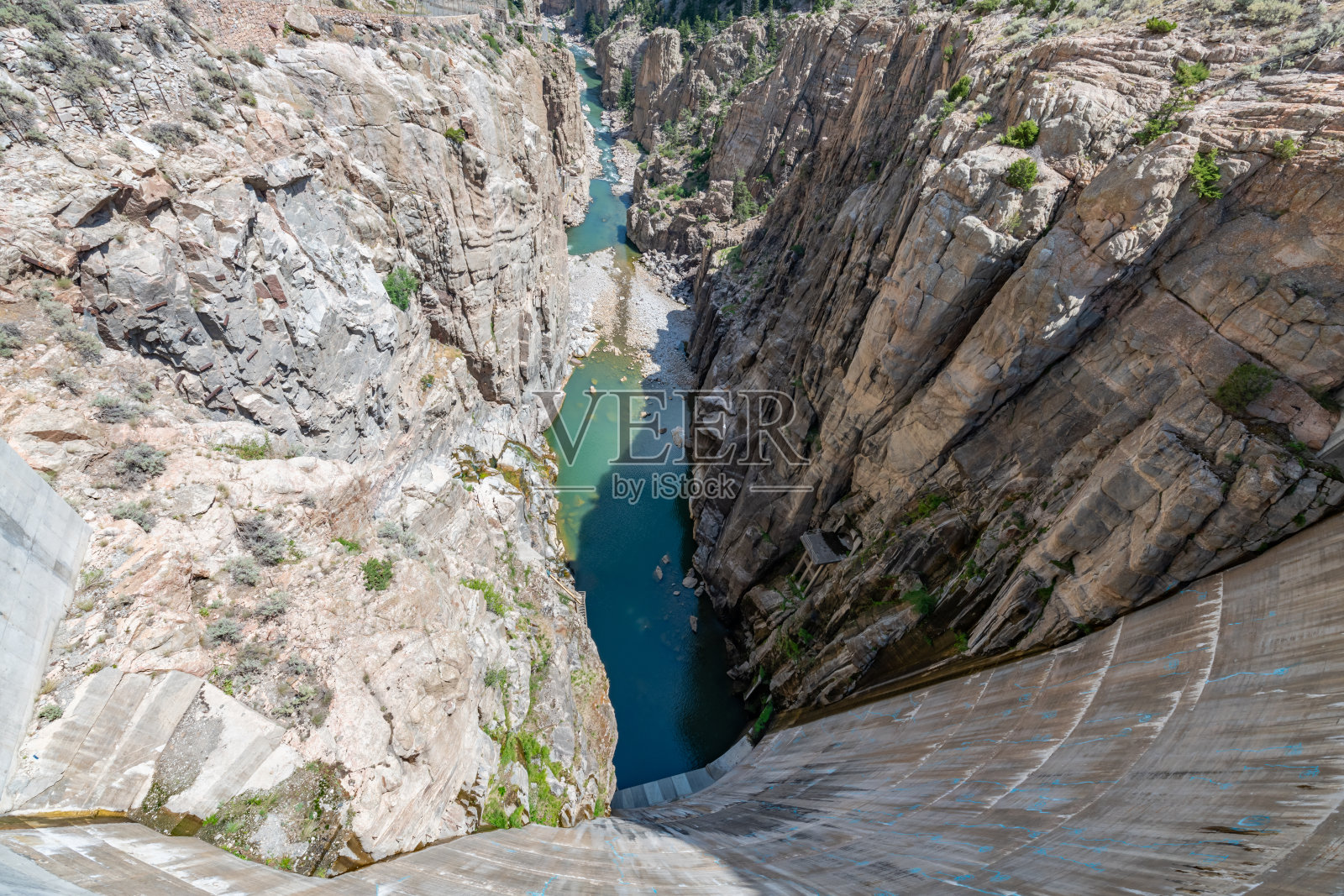 水牛比尔大坝和肖肖尼河照片摄影图片