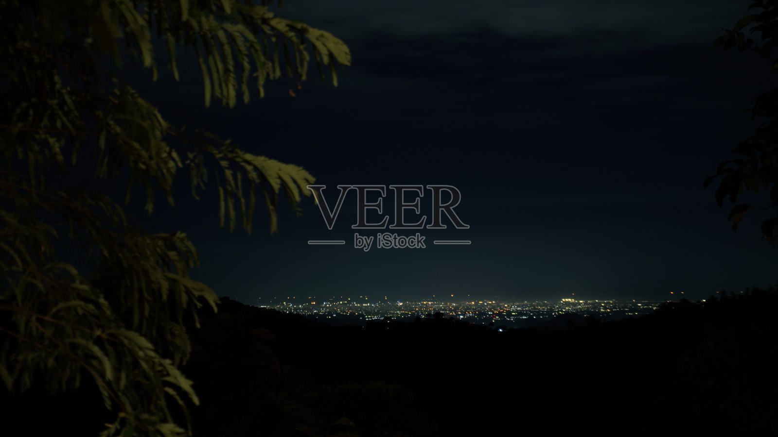 夜灯照片摄影图片