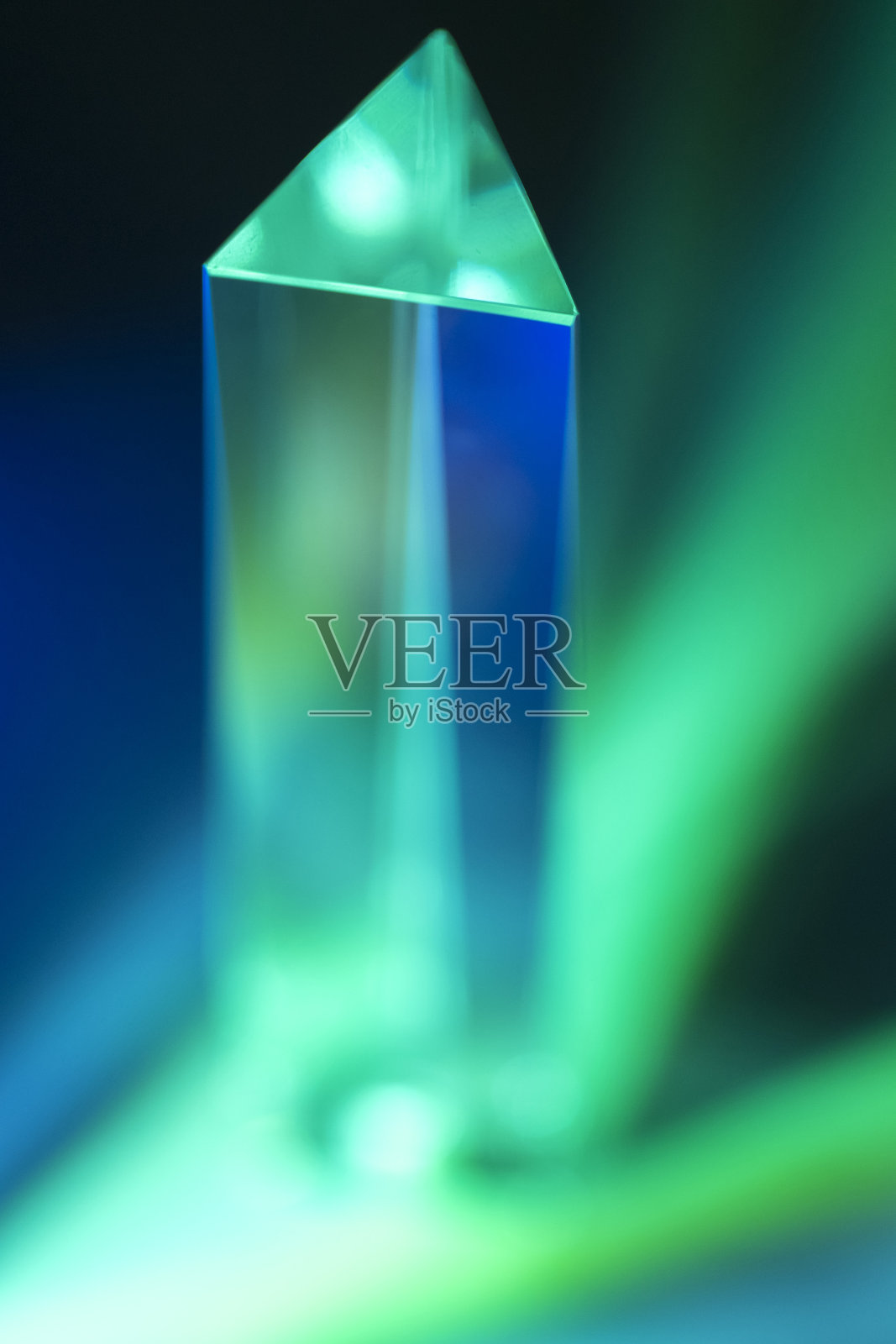 三角形光学棱镜照片摄影图片