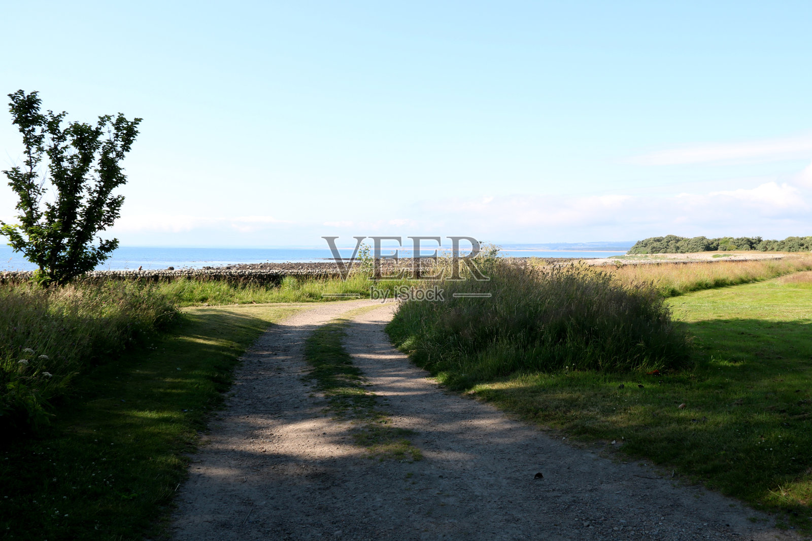 苏格兰北部萨瑟兰的海滨小径照片摄影图片