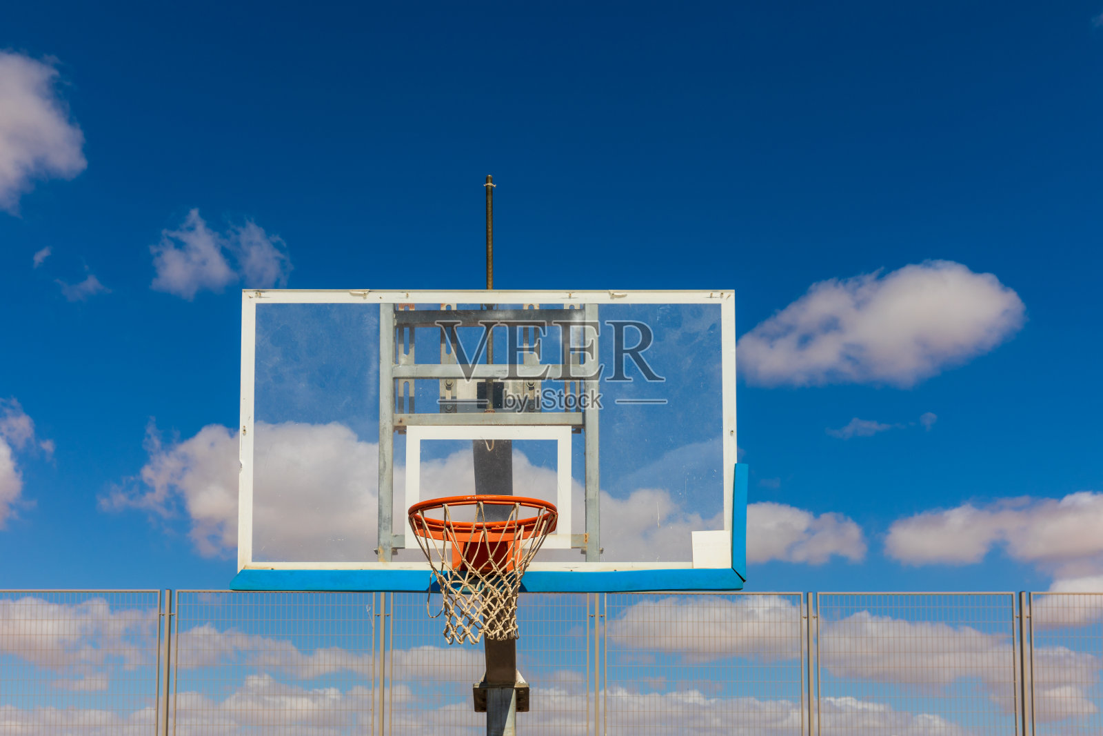 透明篮球板特写照片摄影图片