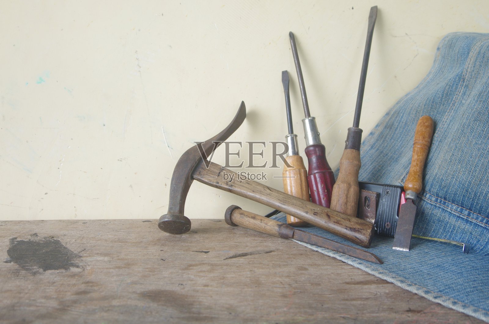 木工工具，木工设备，古董工具，锤子照片摄影图片