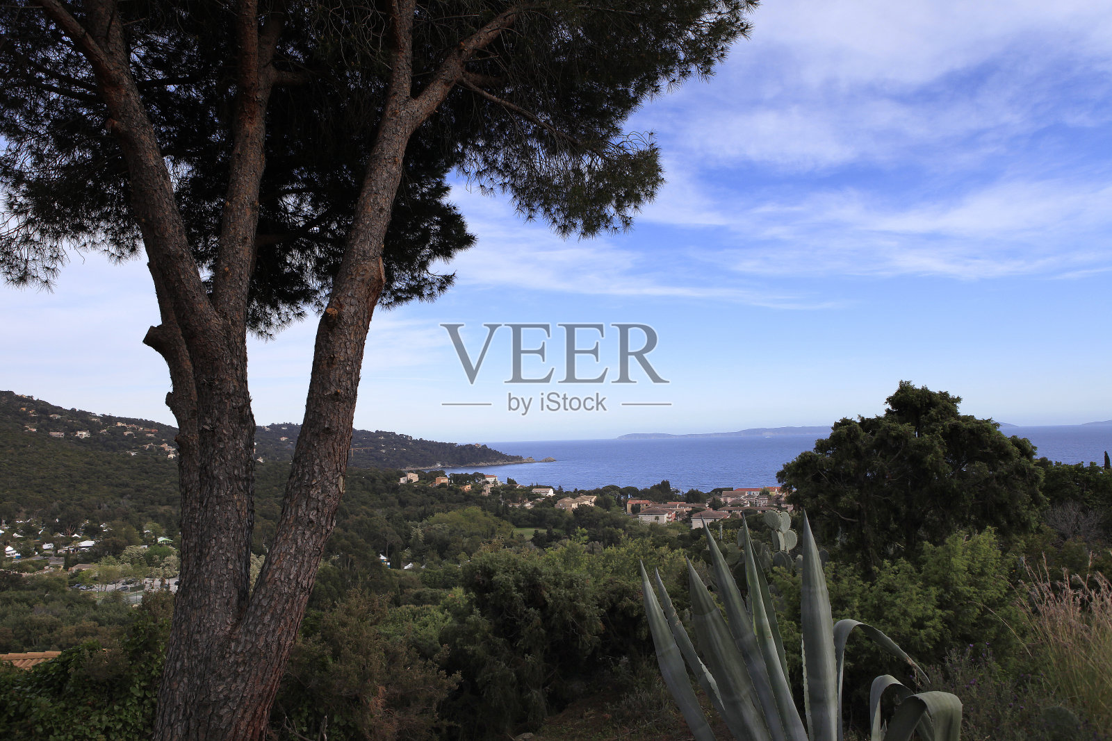 法国里维埃拉的勒拉万杜景观照片摄影图片