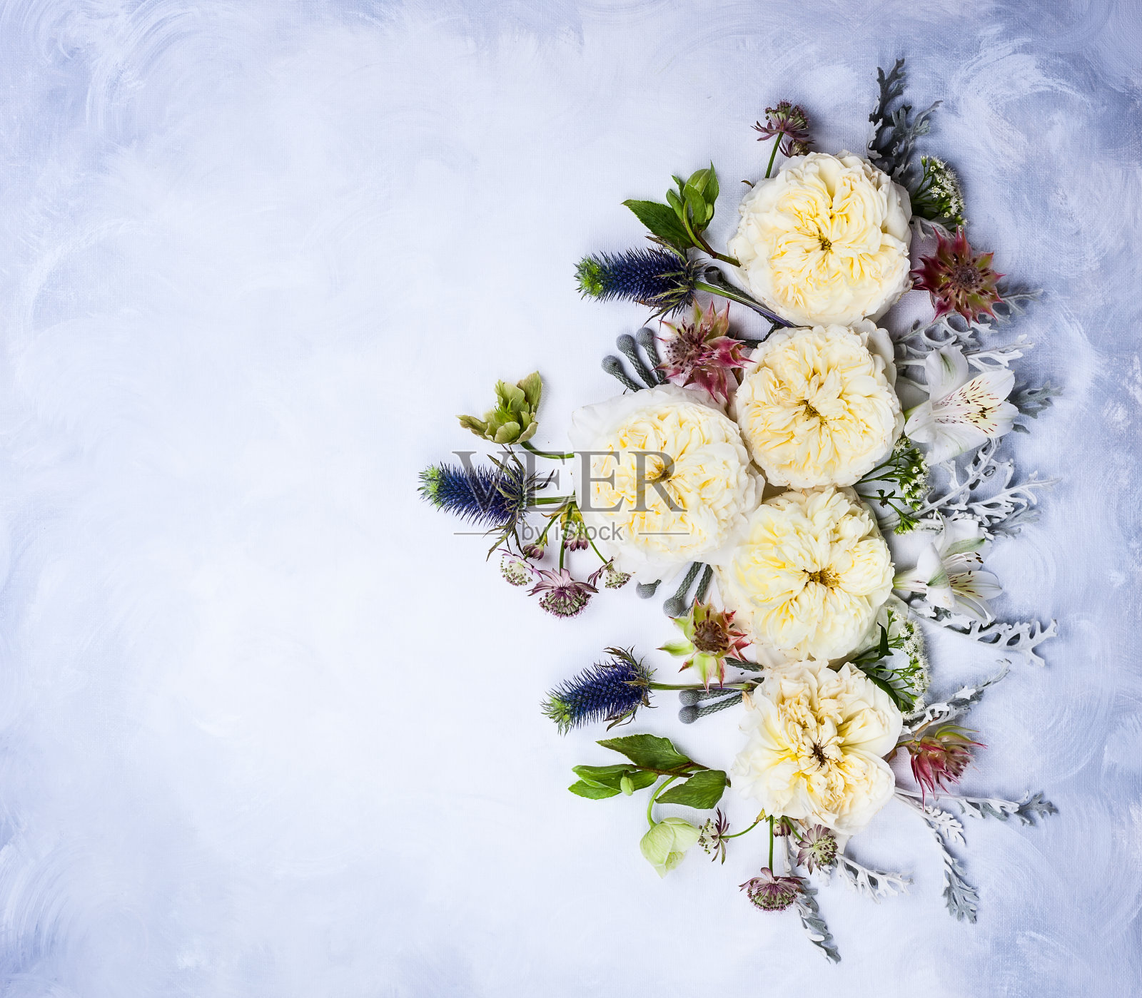 节日花组成照片摄影图片