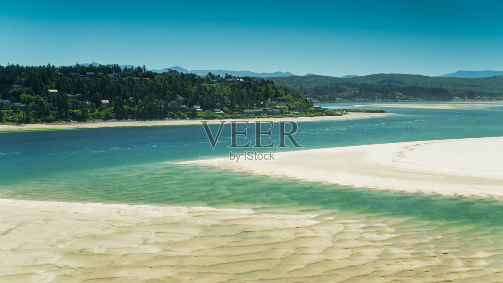 Netarts湾被沙尖嘴控制-航拍照片摄影图片