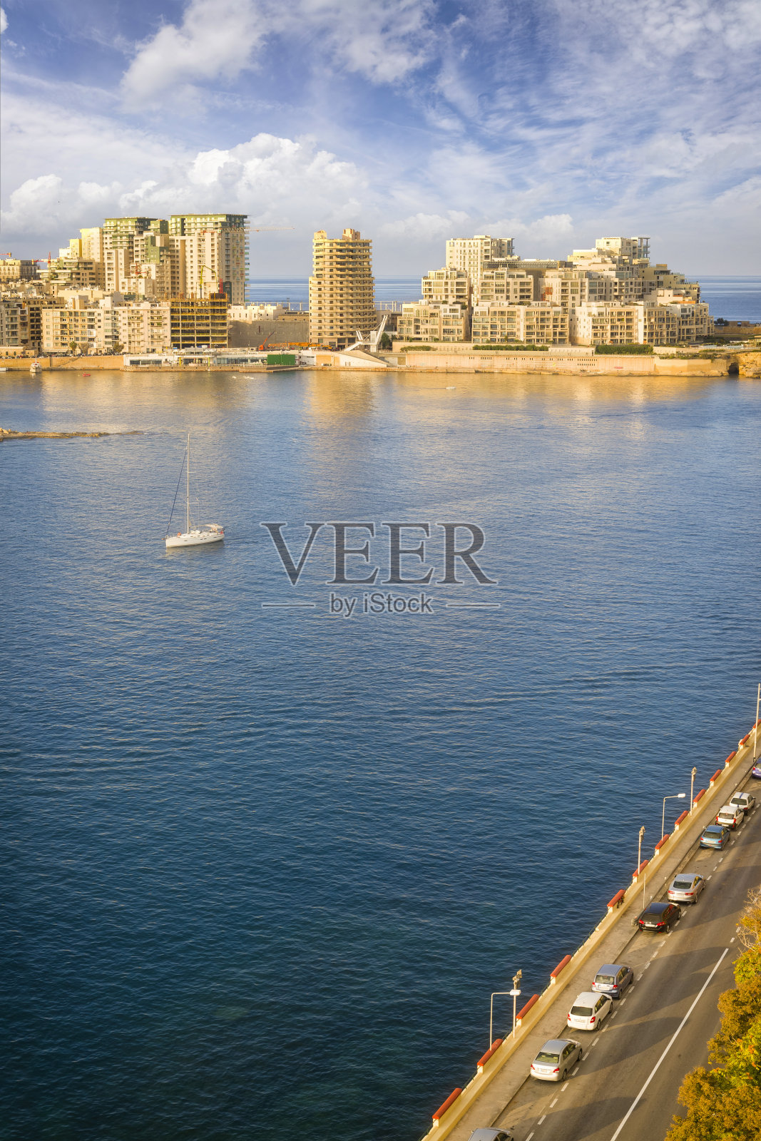 马耳他——地中海旅游目的地，马尔萨梅特港和斯利马照片摄影图片