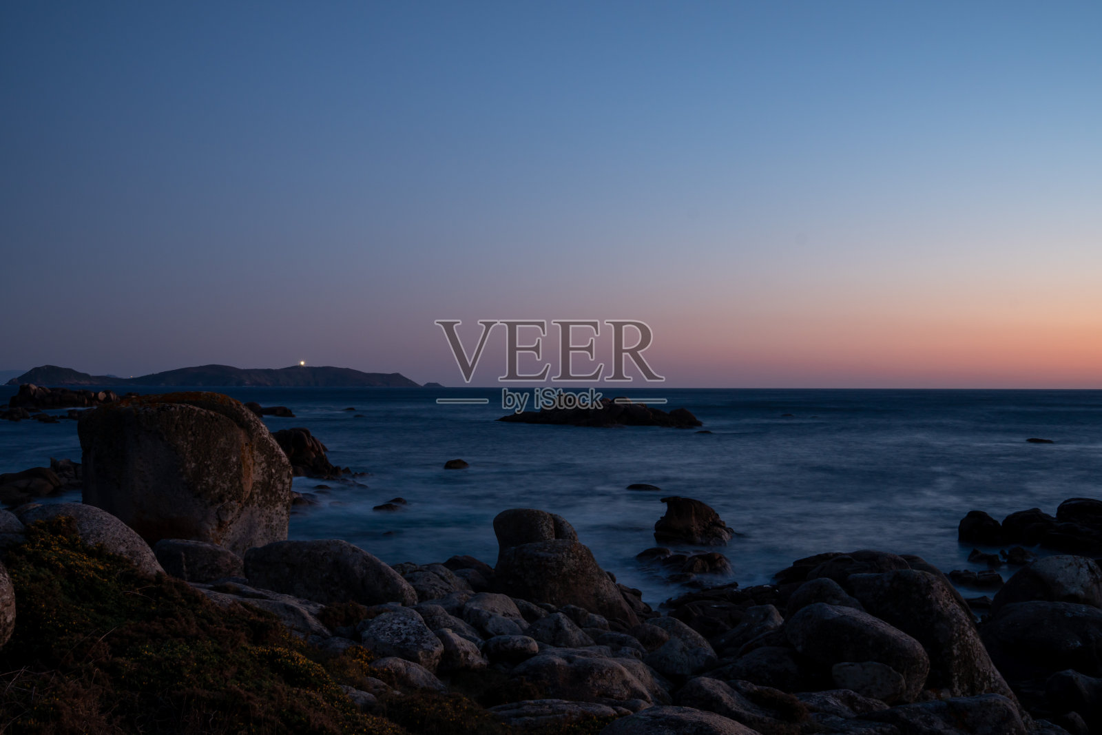 西班牙加利西亚蓬特韦德拉省奥格罗夫的圣维森特多马群岛照片摄影图片