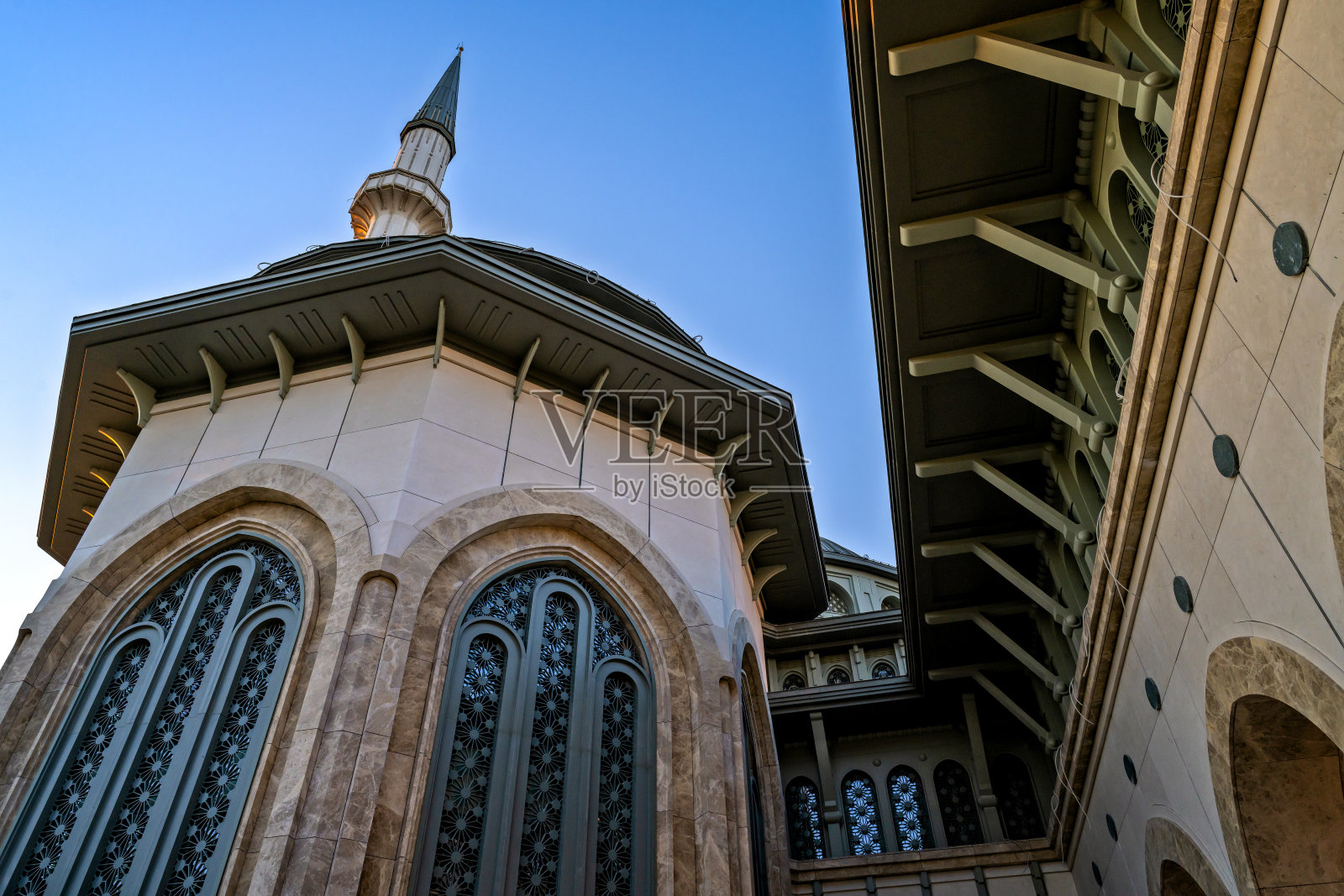 伊斯坦布尔塔克西姆广场的新清真寺照片摄影图片