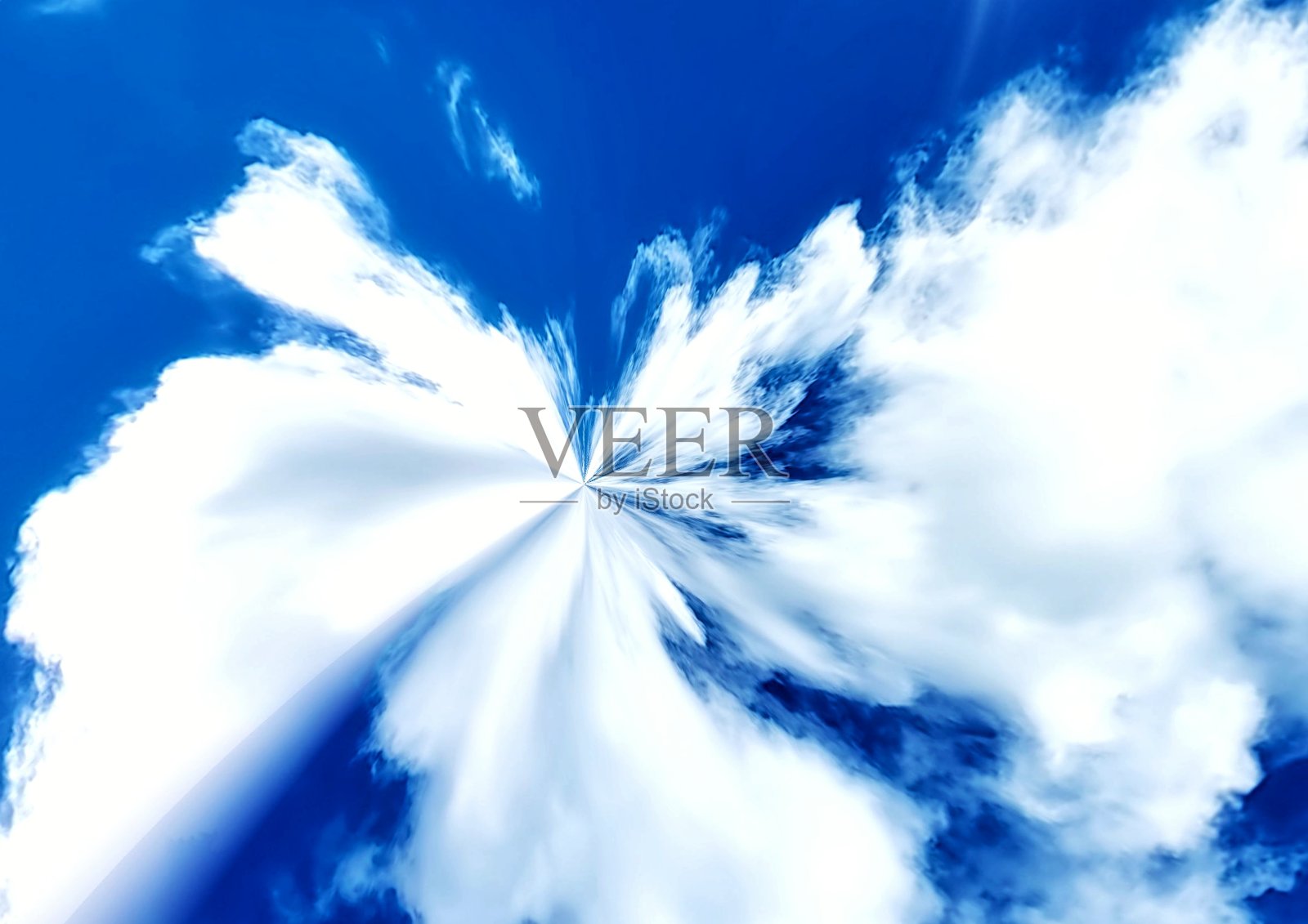 蓝色的天空和抽象的云照片摄影图片