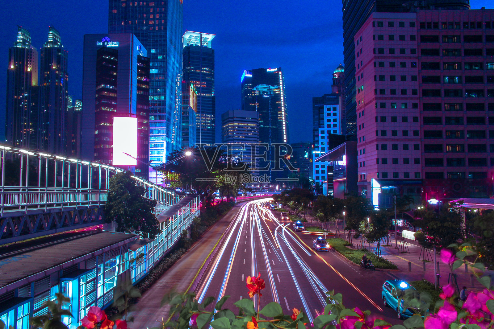 Sudirman大楼，雅加达的中央商务区照片摄影图片